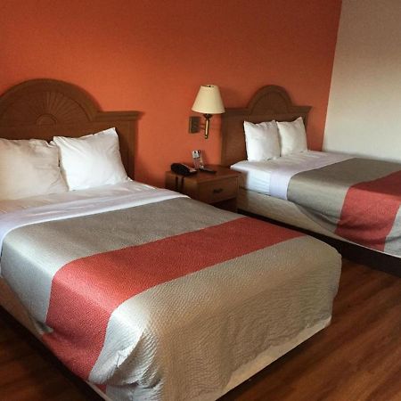 Fairbridge Inn Express North Lima Экстерьер фото