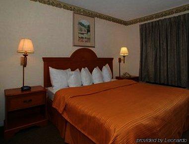 Fairbridge Inn Express North Lima Экстерьер фото